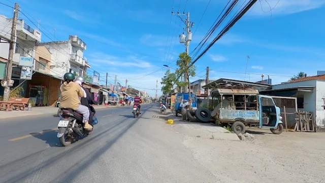 Bến xe Giồng Trôm