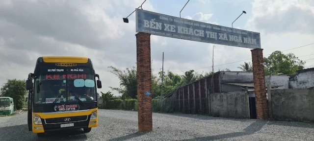 Bến xe Ngã Năm