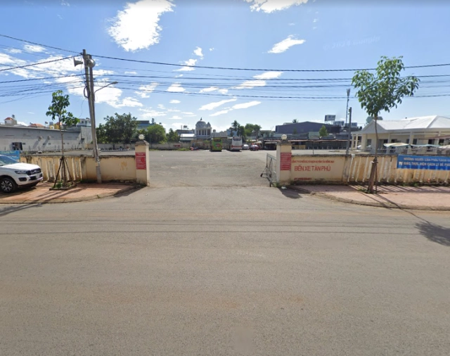 Bến xe Tân Phú 125