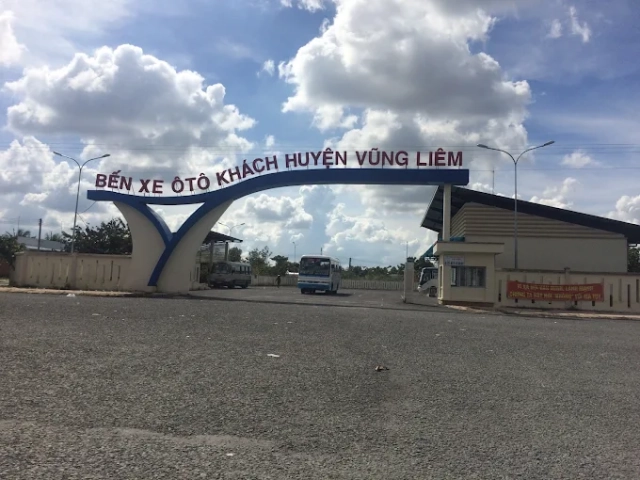 Bến xe Vũng Liêm