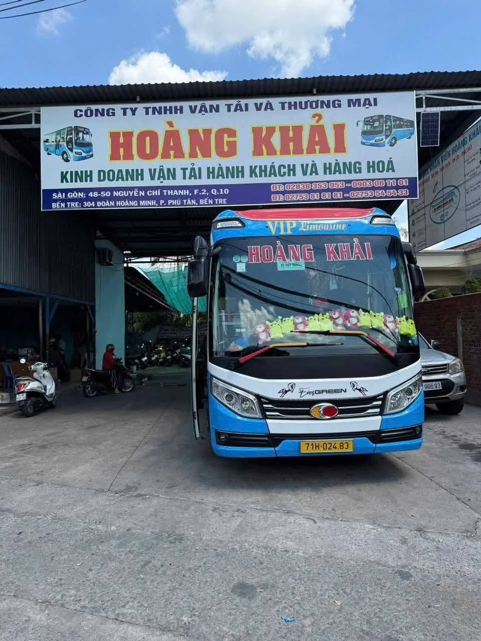 Hình ảnh Nhà xe Nhà xe Hoàng Khải