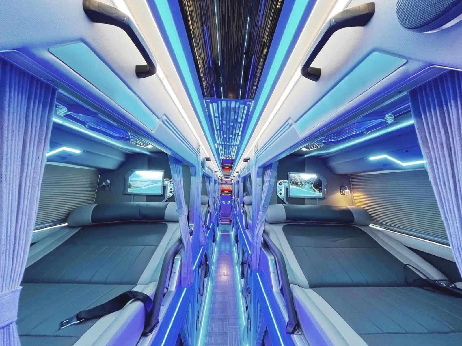 Hình ảnh Nhà xe Bến Tre Limousine