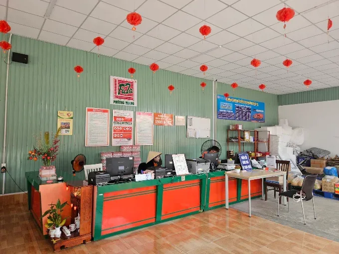 Hình ảnh Nhà xe Nhà xe Phương Trang Bến Tre