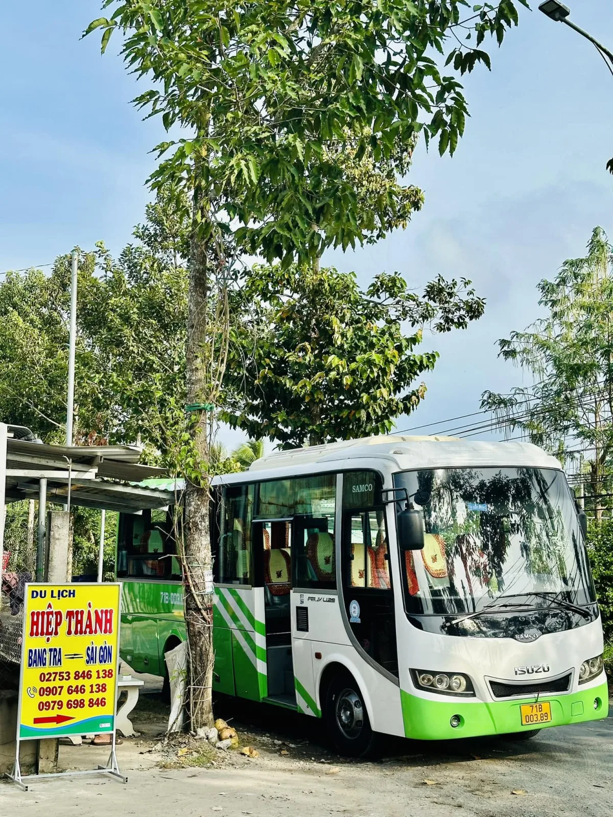 Hình ảnh Nhà xe Nhà xe Hiệp Thành Mỏ Cày