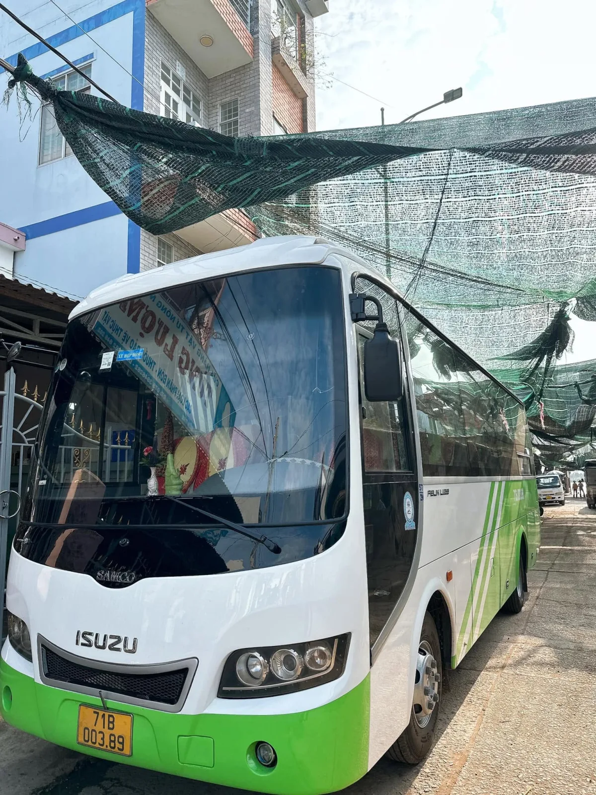 Hình ảnh Nhà xe Nhà xe Hiệp Thành Mỏ Cày