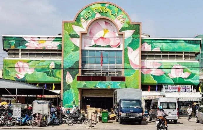 Hình ảnh Nhà xe Kim Cương
