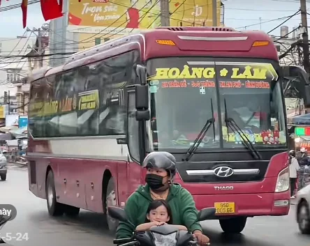 Hình ảnh Nhà xe Hoàng Lâm