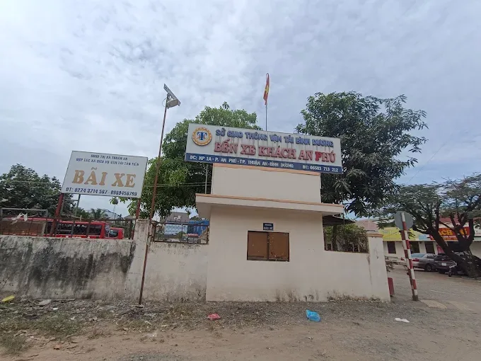 Hình ảnh Nhà xe Tâm Phong