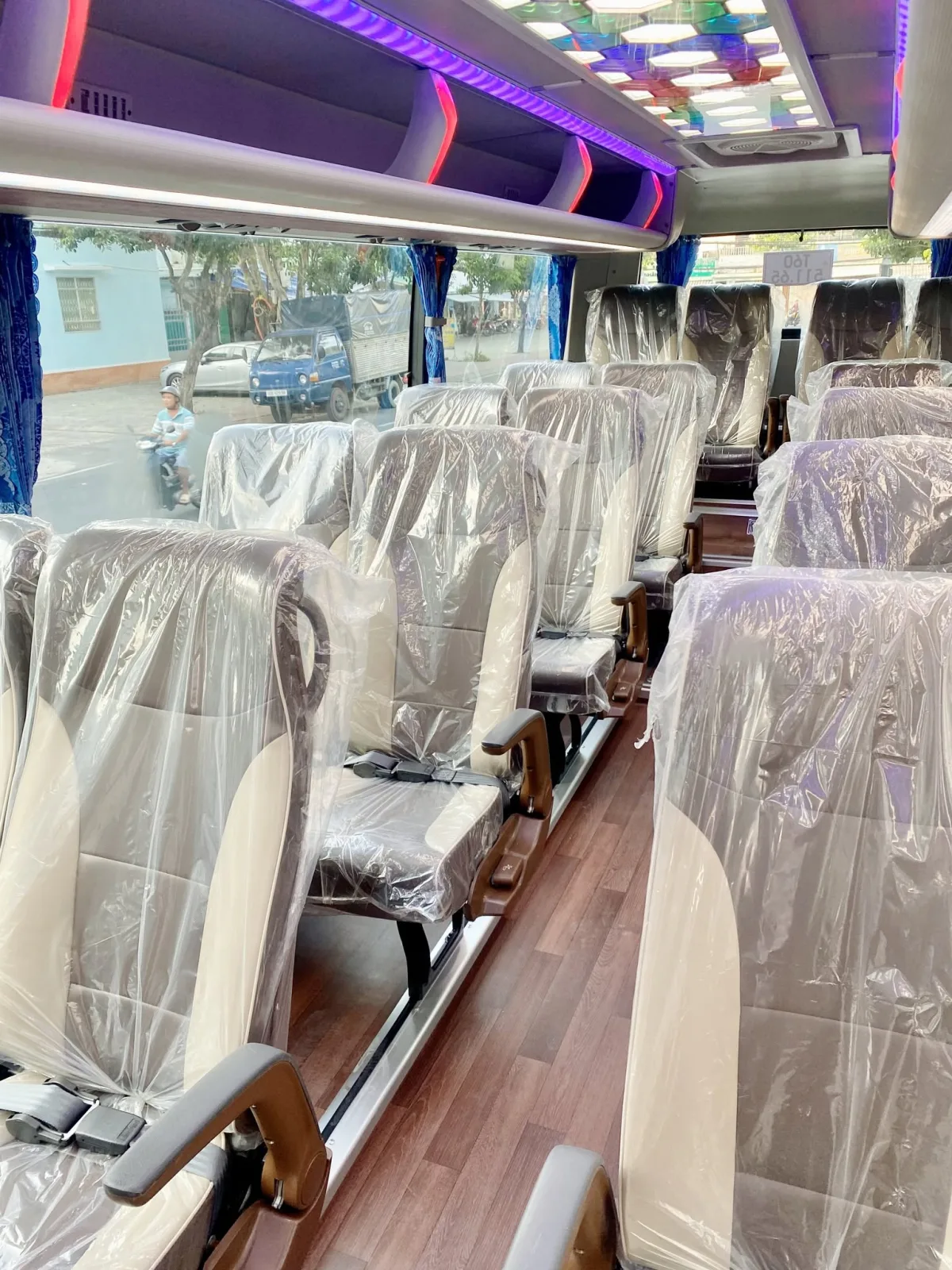 Hình ảnh Nhà xe Tân Lập Thành