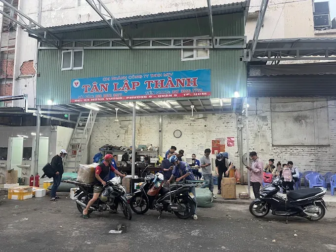 Hình ảnh Nhà xe Tân Lập Thành
