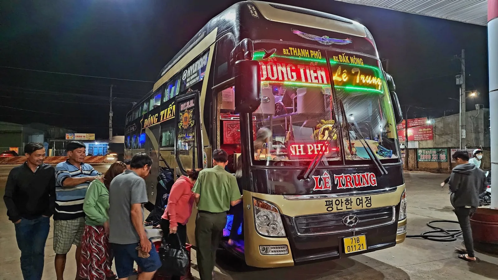 Hình ảnh Nhà xe Đồng Tiến
