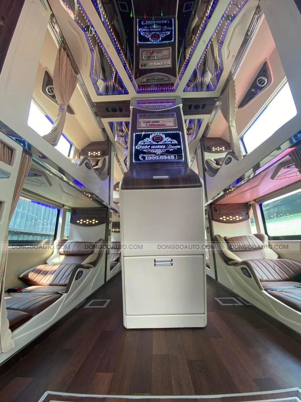 Xe 34 phòng limousine của Quốc Hoàng