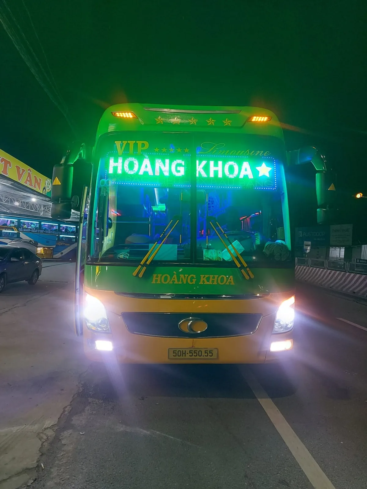 Hình ảnh Nhà xe Hoàng Khoa